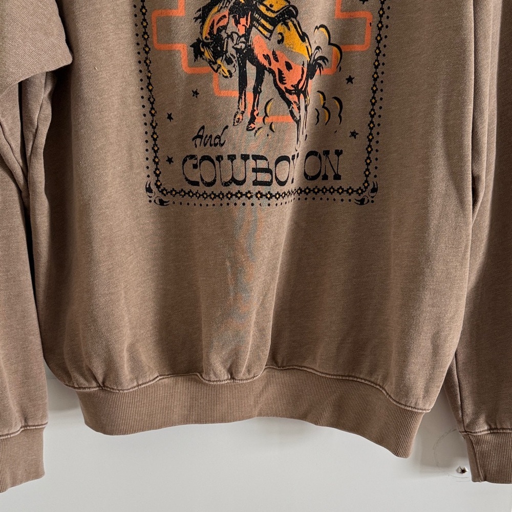 NWOT HRT & LUV Taupe Keep Calm & Cowboy On Sweatshirt - Picture 5 of 7